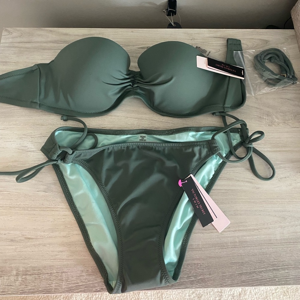 NWT Victoria Secret Bikini